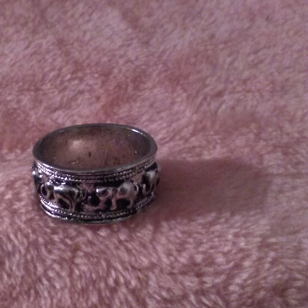 Mens Elephant band ring size 10.5